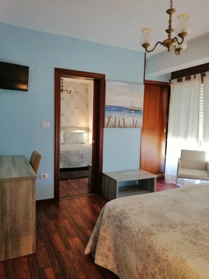 Hospedaje A Goleta Porto do Barqueiro 外观 照片